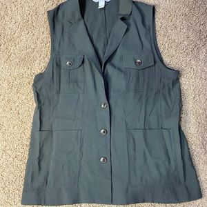 Green H&M vest